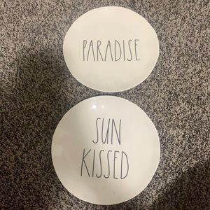 Rae Dunn - Set of 2 Plates - NWT